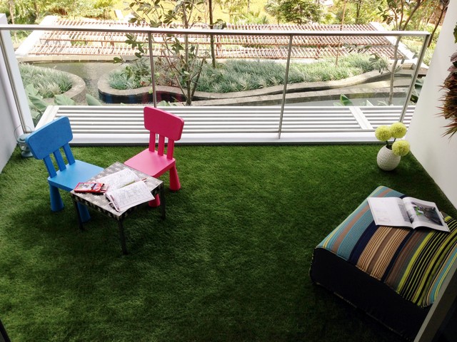 The-Minton-Balcony-with-Artificial-Turf